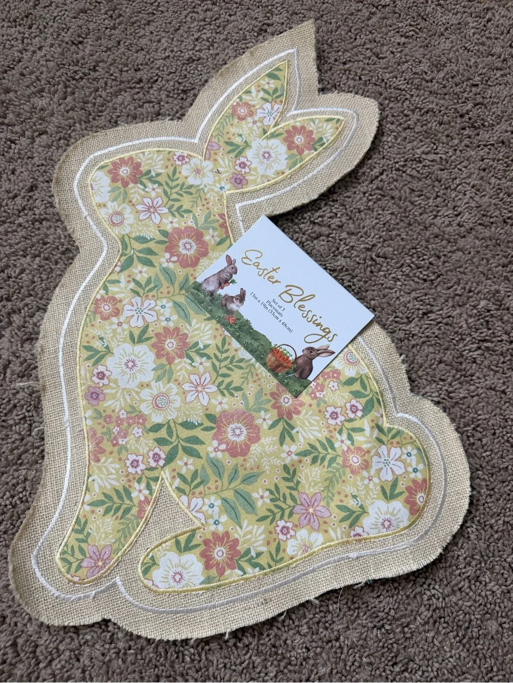 Spring Floral Bunny Placemat Set (6)